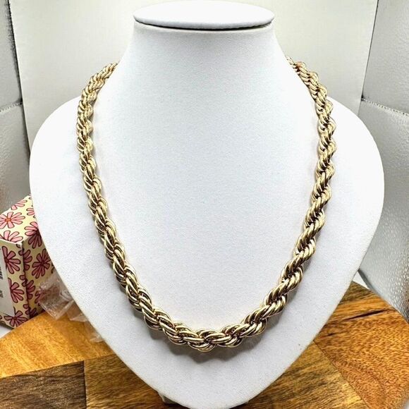 Plunder Design Trendy Fashion Jewelry Chicago Thick Twisted Gold Chain Necklace - Picture 3 of 5